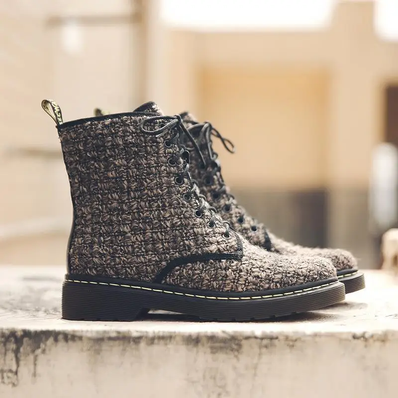 

Autumn 2019 New Round-headed European And American Women's Boots With Martin Boots And Low Heels