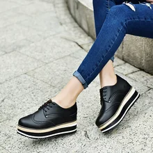 Модная женская обувь на платформе; кожаная обувь на толстой мягкой подошве в британском готическом стиле; обувь в стиле панк; женская повседневная обувь; Espadrilles Bullock; женская обувь с резным узором