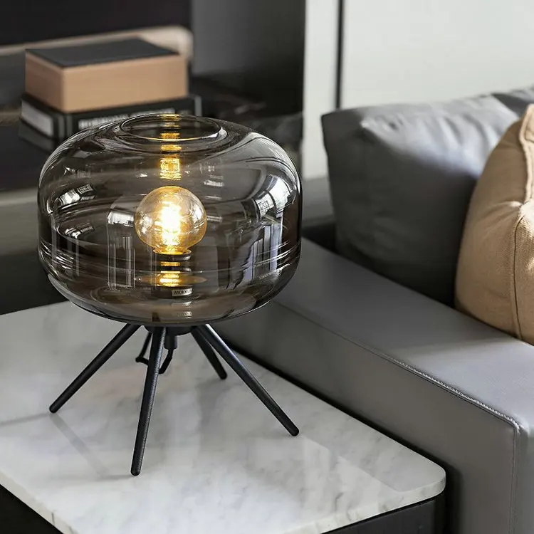 Candeeiro de Mesa Nordic Designer Vidro Abajur Base Tripé Cabeceira Lâmpada Loft Industrial Retro Decoração Decorativa 5 Nordic designer candeeiro de mesa vidro abajur