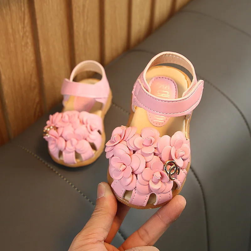 Pink Модные сандалии с цветочным узором для девочек; нескользящая детская обувь для принцесс; пляжная обувь; детские сандалии для принцесс - Цвет: Pink
