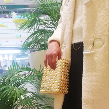 

Custom 2020 New Homemade Pure Handmade Beaded Woven Pearl Gold Minimalist Set with Sweet Tide Small Square Bag Handbag