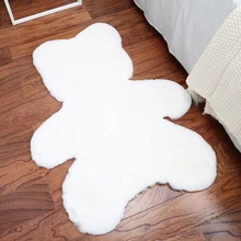 Декоративный ковер для детской комнаты с изображением козы