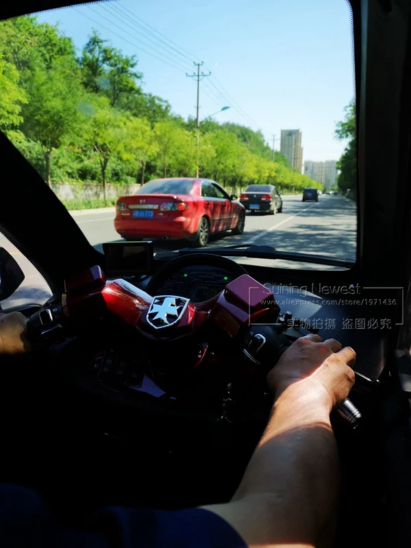 Red Car 3 Wheel(2)