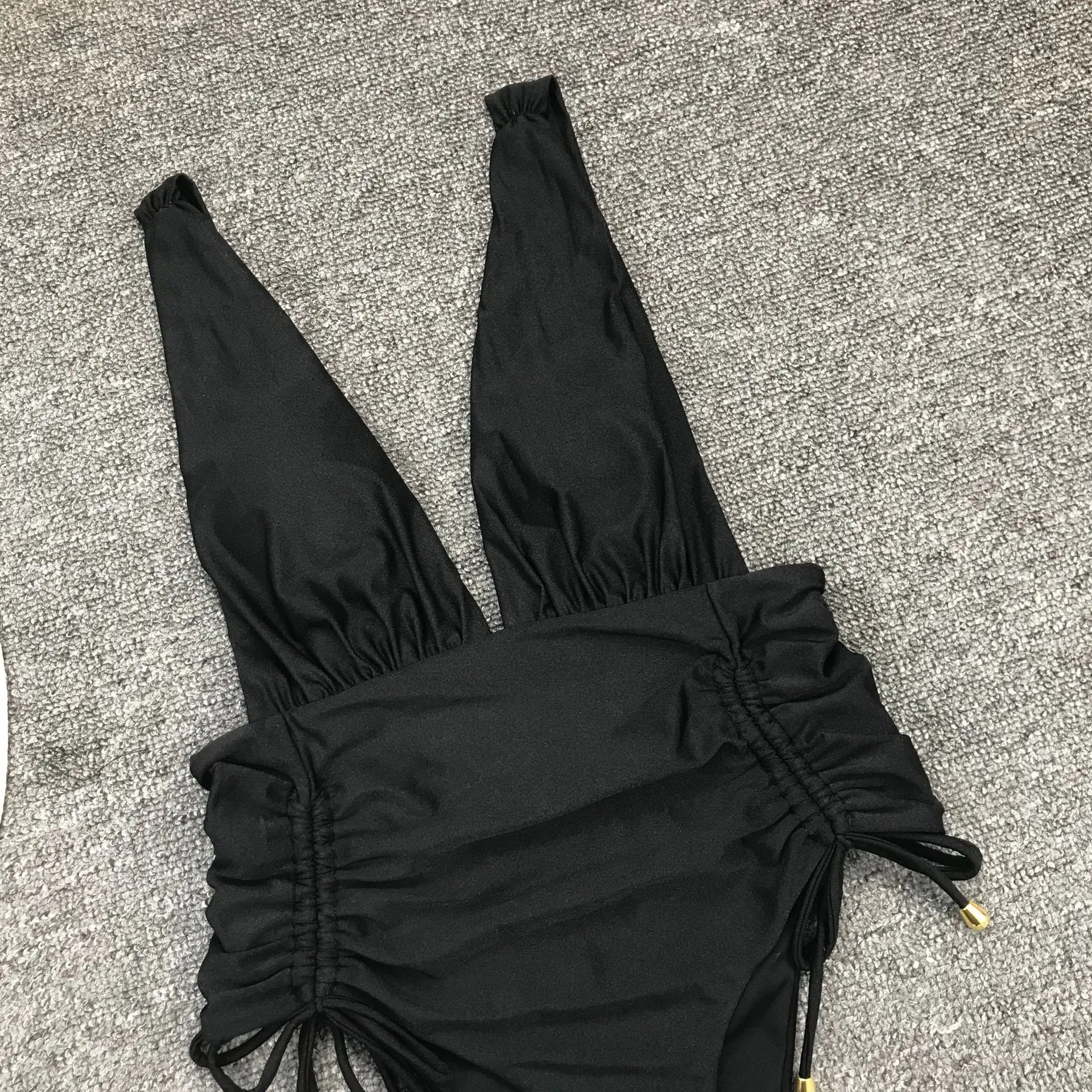 Цельный купальник женский однотонный черный купальный костюм боди с высоким вырезом сексуальный глубокий v-образный вырез купальник женский Монокини купальник на бретельках