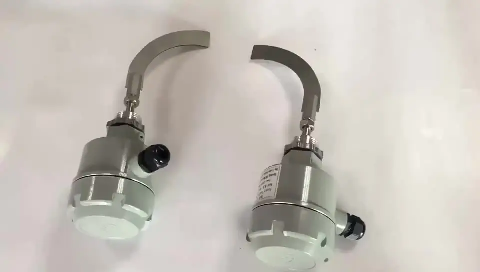 High temperature level sensor indicator for cement silo