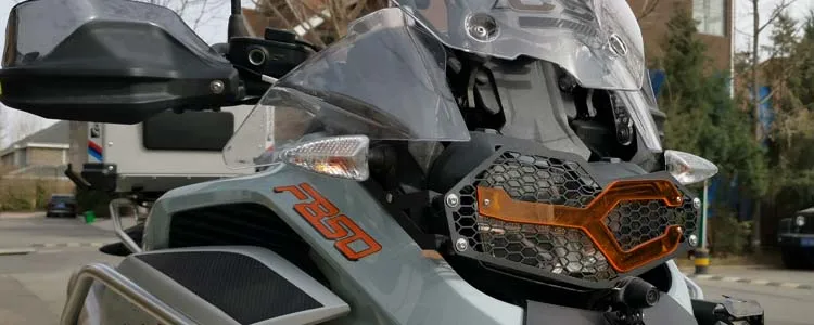 Autocollants Protection Réservoir Moto Kawasaki Z500 2024 - Antidérapants, Imperméables, Vert, Kit Complet