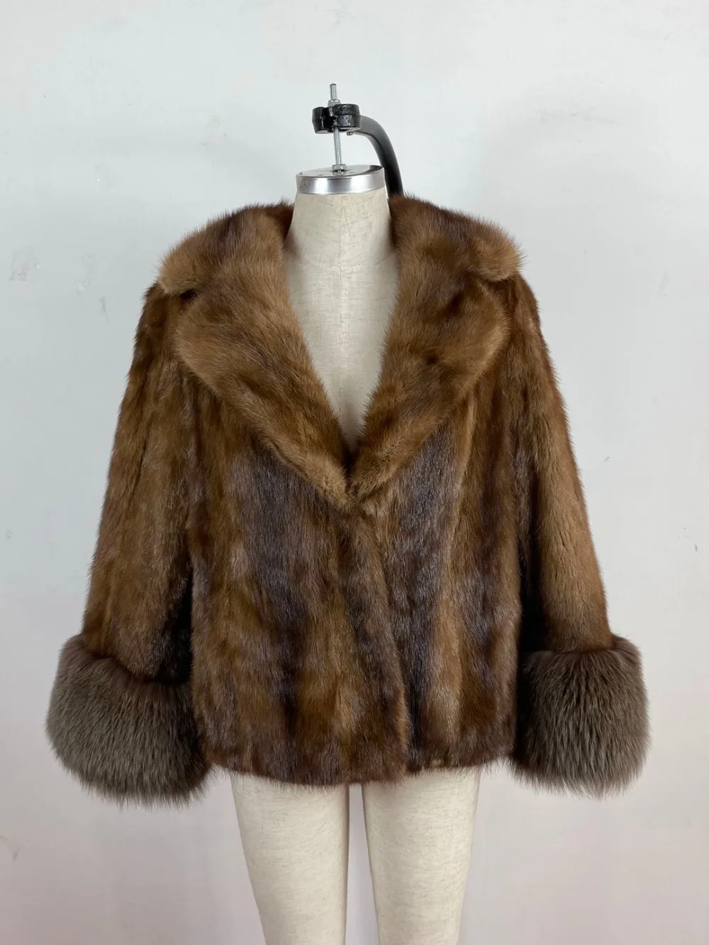 9de27b63-43b1-422c-80c6-76659e337b94