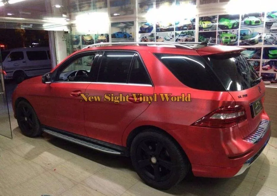Red-Matte-Chrome-Brushed-Vinyl-Wrap (15)