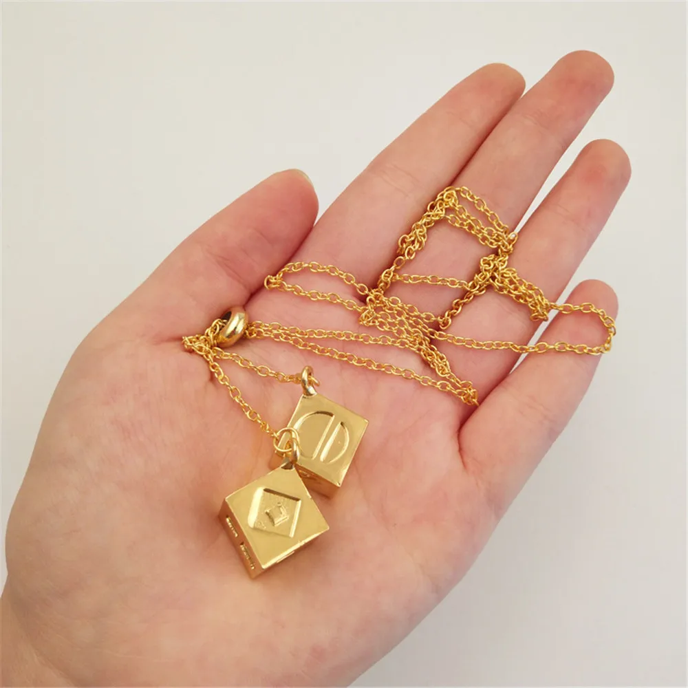 9091998277_762468870