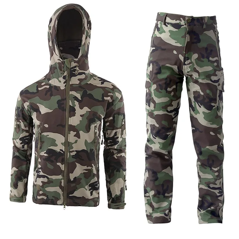 

Outdoor Realtree Camouflage/Hunting Clothes Shark Skin Soft Shell Breathable Windproof Waterproof Hooded Hunting/Hiking Suits
