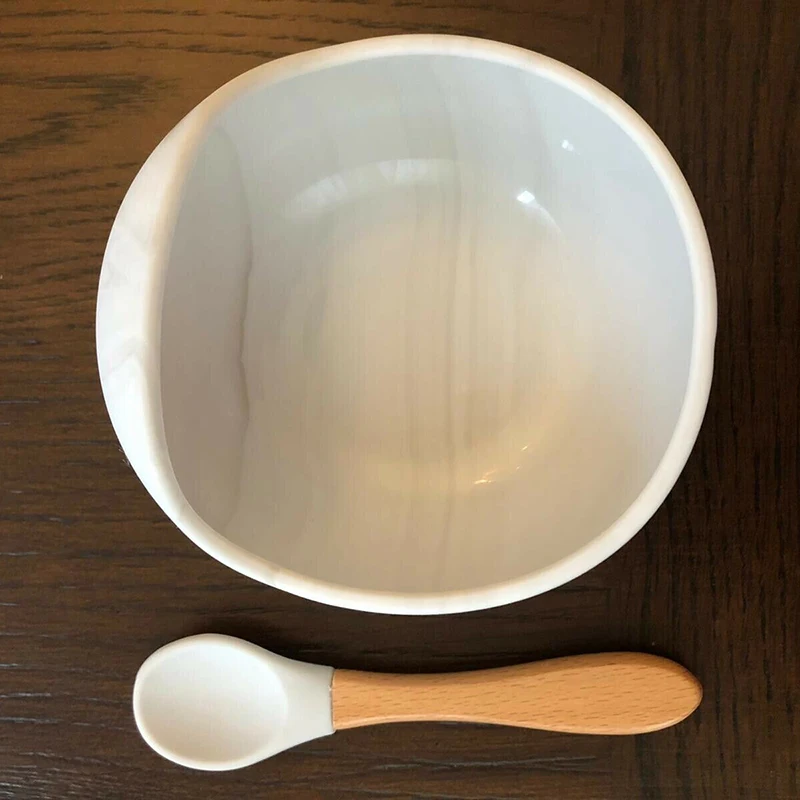 

Baby & Toddler Bowl with Suction Food Grade Silicone with Free Bamboo Spoon For Baby New~