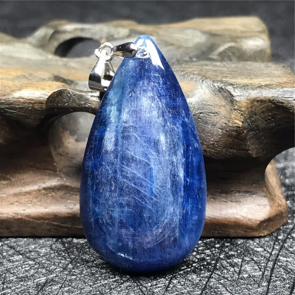 Kyanite Pendant (17)