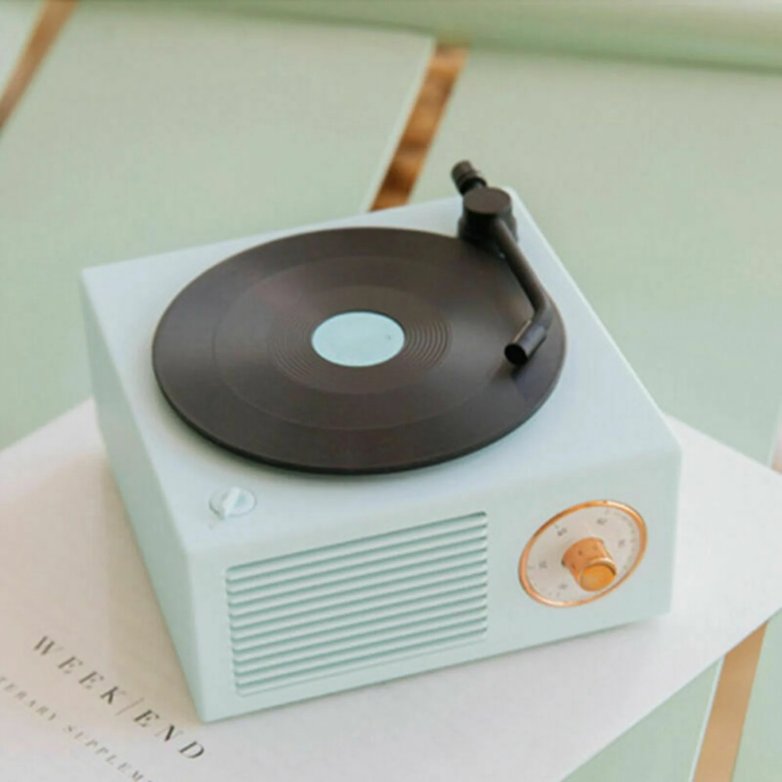 Multifunctional Mini Retro Record Player Turntable