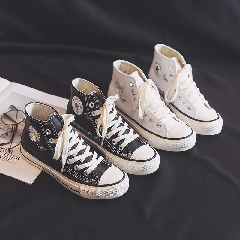 2020 fashion trends sneakers