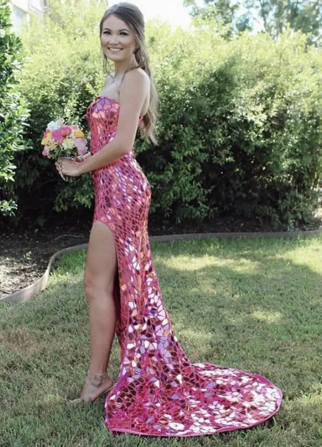Длинное блестящее платье Русалка VKBRIDAL без бретелек для выпускного вечера со