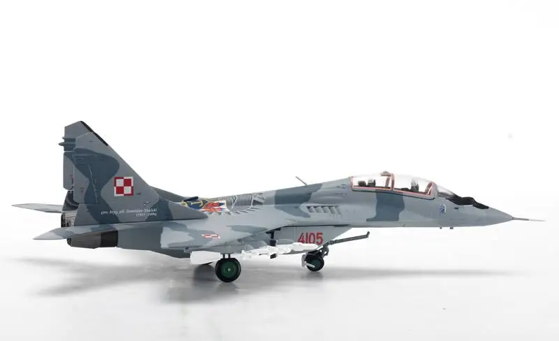 JC Крылья польские ВВС Микоян MiG-29UB 1/72 литой самолет модель самолета