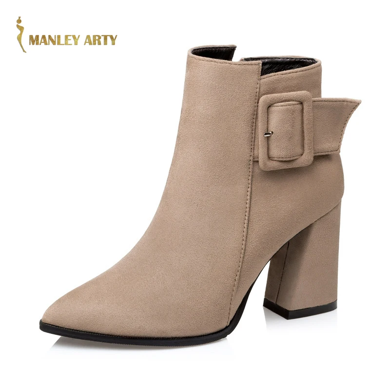 

2021 Pointed High Heels Women New Casual Party Frosted Thick Heel Sexy Belt Buckle High Ankle Boots with Boots Women Shoes