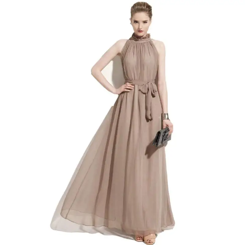 

Женское платье-макси в богемном стиле