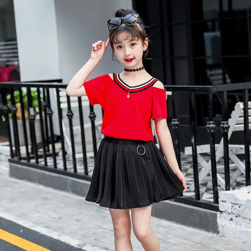 

Girls Summer Exposed Shoulder Short Sleeve Short Skirt Set Two-Piece 2019 Summer Big Boy Chiffon Pleated Students Set