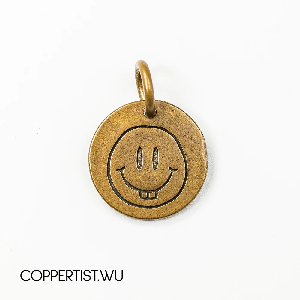 Coppertist. Wu счастливый улыбка лицо брелок ручной работы латунь кулон металлические брелки для ключей ключи от машины брелок DIY аксессуары