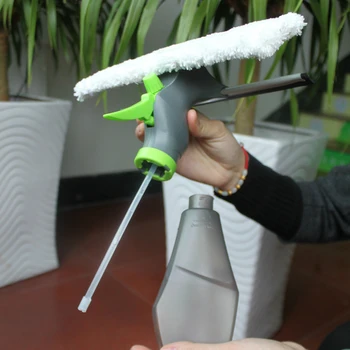 

3 In 1 Spray Glass Brush Microfiber Cloth Head Silicone Scraper Window Clean Tool Car Cleaning Brush Cleaner For Home Office