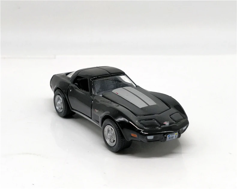 1: 64 зеленый свет Chevrolet Corvette 1978 Черный без коробки