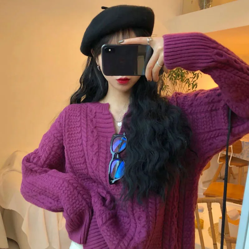 

Hot Simple Women Twisted Fresh New V-Neck Knitted Basic Chic Stylish All-Match Solid Loose Korean Version Female Sweaters