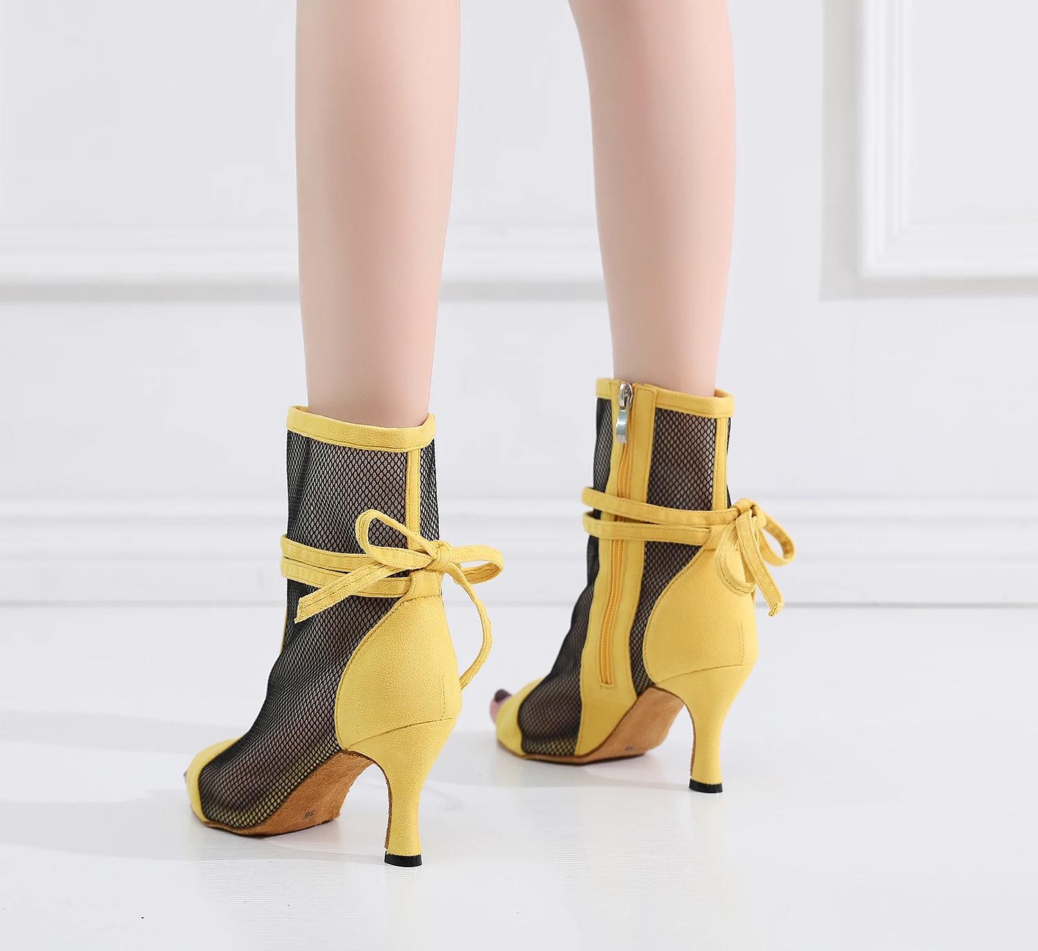 Новые танцевальные туфли на мягкой подошве красные, черные, желтые женские танцевальные ботинки на высоком каблуке для танго, бальных танцев сетчатые танцевальные туфли для девочек EU33-43