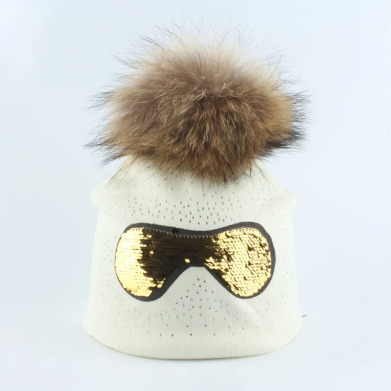 White natural fur Детские зимние Шапки Тёплая куртка с Стразы шапочка для мальчиков и девочек, детская одежда, брюки, шапочка, хлопковая толстой вязки для Beanie Hat Baby унисекс Кепки - Цвет: White natural fur