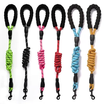 

New Pet Nylon Reflective Round Rope Leash Dogs Night Walking Leading Rope Training Dog Leash Hands Protecting