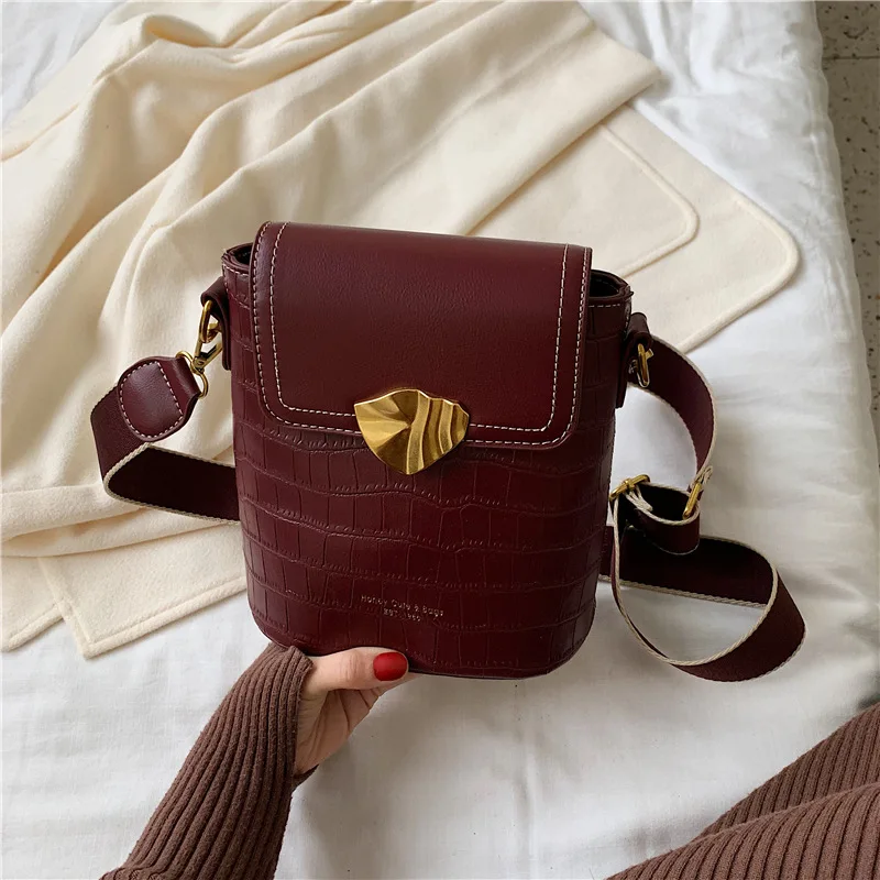 

Korean-style Women's 2019 New Style Stone Pattern Versatile Shoulder Bag Fashion Simple Small Fresh New Wide Strap Bucket Bag Fa
