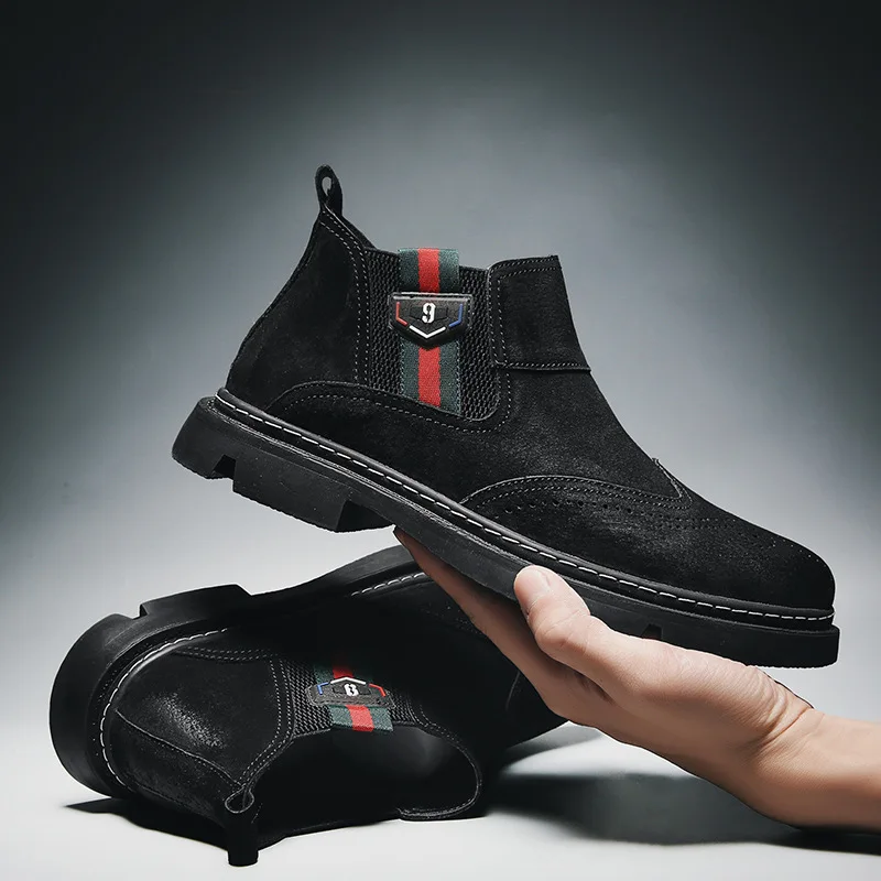 

Korean-style Trend Versatile Mid-top Chelsea Martin Boots Men British Style Bullock Hight-top Leather Shoe Warm