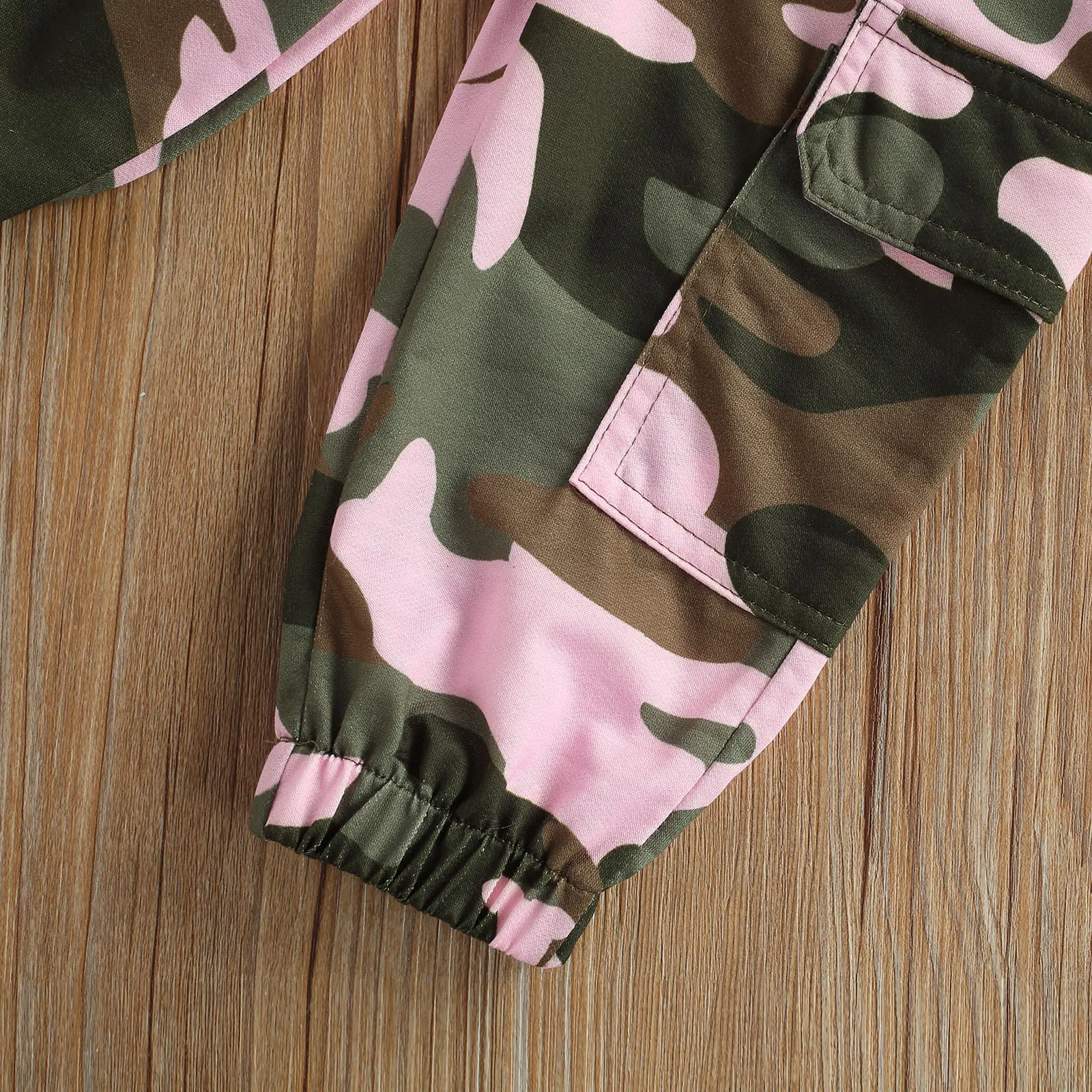 Infant Kids Baby Girl&rsquo;s 2Pcs Clothes Set Sleeveless Letter Printed High Neck Halter Tops with Camouflage Printed Long Pants kids clothing set girls clothing set