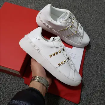 

Man Women shoes Hottest high quality luxury Brand Sneakers Fashion Flat rivet strap couples Casual Shoes 35-45