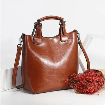 

2020 new style leather handbag ladies fashion 100% leather bag water bucket bag leisure bag messenger bag