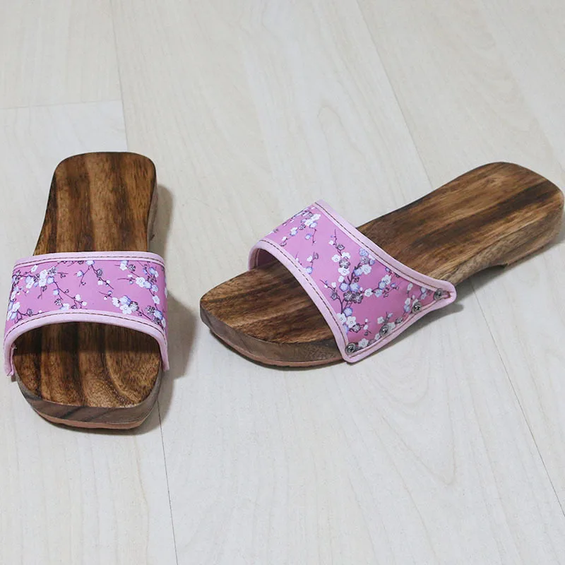 

[Clogs] Japanese Style Home Women's Line-styled Flat Heel Clogs Summer Household Hide Substance Clogs