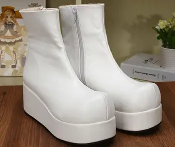 

The new style is versatile with new zipper ankle boots and muffin boots