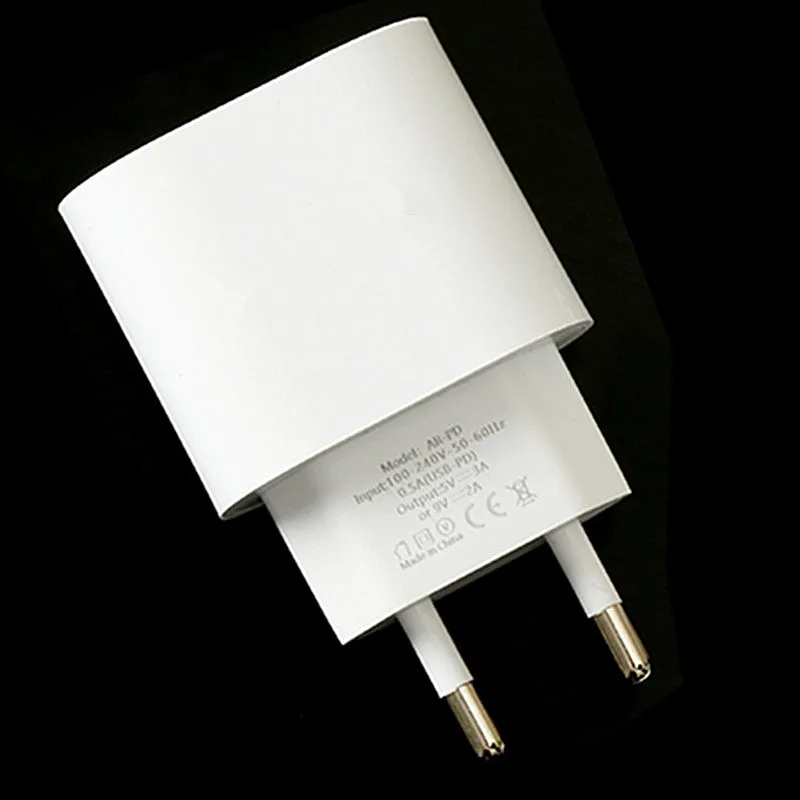 Зарядное устройство с USB Type-C и поддержкой быстрой зарядки 20 Вт | Мобильные