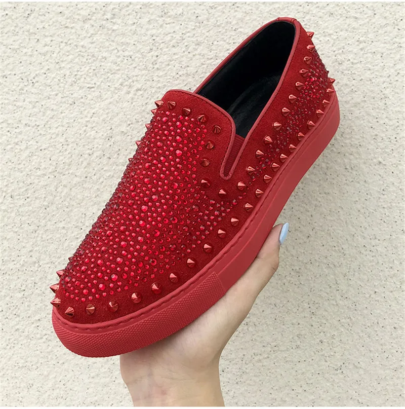 Buonoscarpe/; модные мужские туфли ручной работы; однотонные красные замшевые Эспадрильи на плоской подошве с заклепками; обувь на платформе с шипами; Мужская обувь; большие размеры
