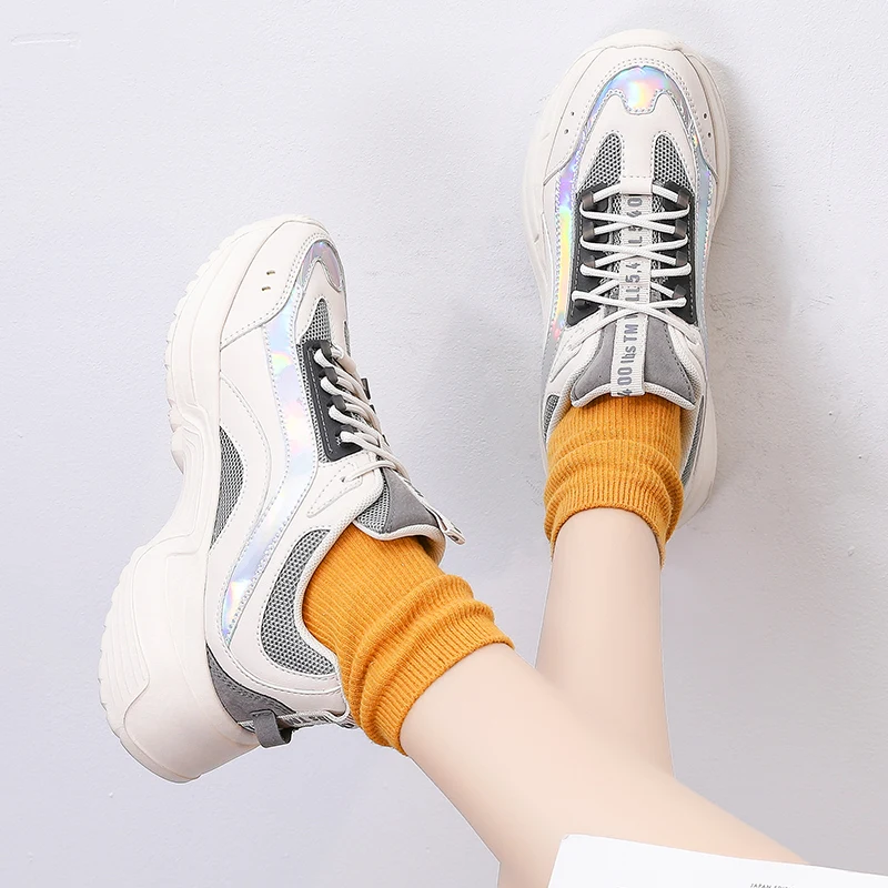 Женские кроссовки на массивной платформе красные повседневные толстой подошве