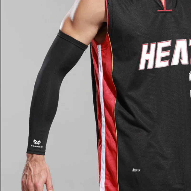

Men Basketball Arm Guard Sports Elbow Guard Ultra-Thin Arm Bracer Arm Sheath Volleyball Shuttlecock Lengthen Cuff