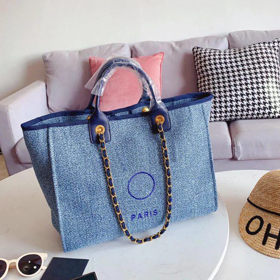 Luxe Merk Vrouwen Canvas Draagtas Hoge Kwaliteit Borduurwerk Letters Vrouwen Grote Shopping Handtassen Chain Strap Schoudertassen Luxe Merk Vrouwen Canvas Draagtas Hoge Kwaliteit Borduurwerk Letters Vrouwen Grote Shopping Handtassen Chain Strap Schoudertassen
