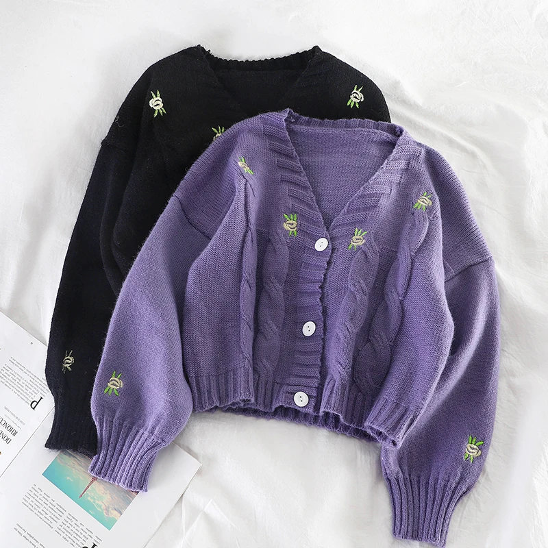 Suéter suelto de punto para mujer, cárdigan de manga farol con cuello en V, bordado Floral, Harajuku para mujer, primavera y otoño