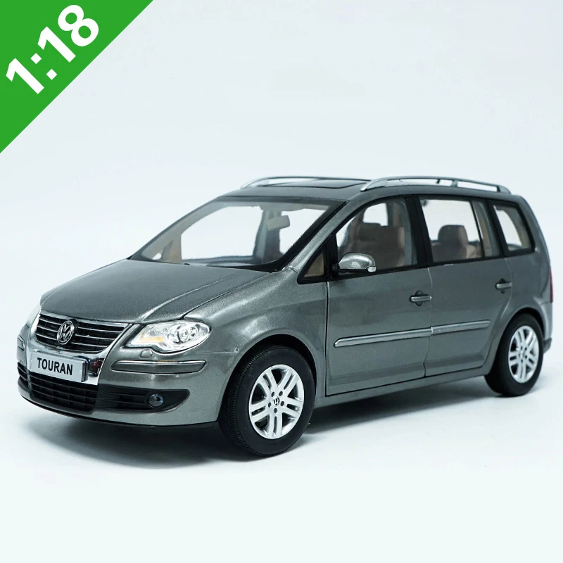 1:18 Высокая тщательная VW TOURAN MPV сплав модель автомобиля статические металлические модельные автомобили с оригинальной коробкой - Цвет: TOURAN 2009 Gray