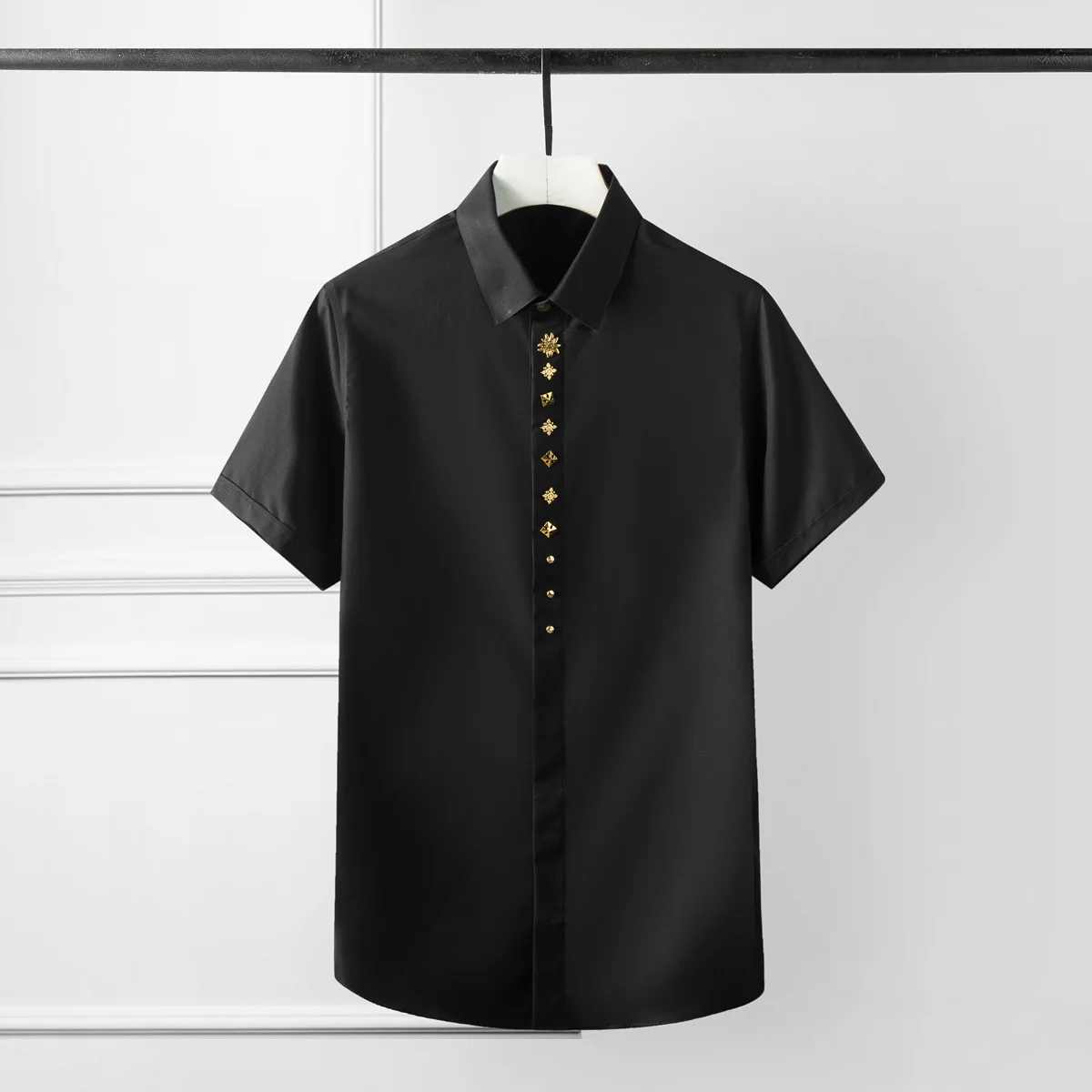 

Minglu Mens Shirts Luxury Metal Gold Rivet Short Sleeve Men Shirts Plus Size 3XL 4XL Camisa Masculina Solid Slim Fit Shirts Man