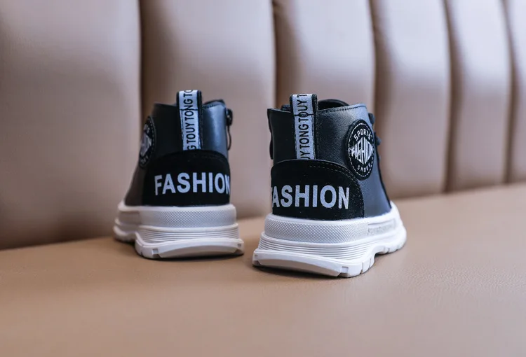 20781634255_1016882337