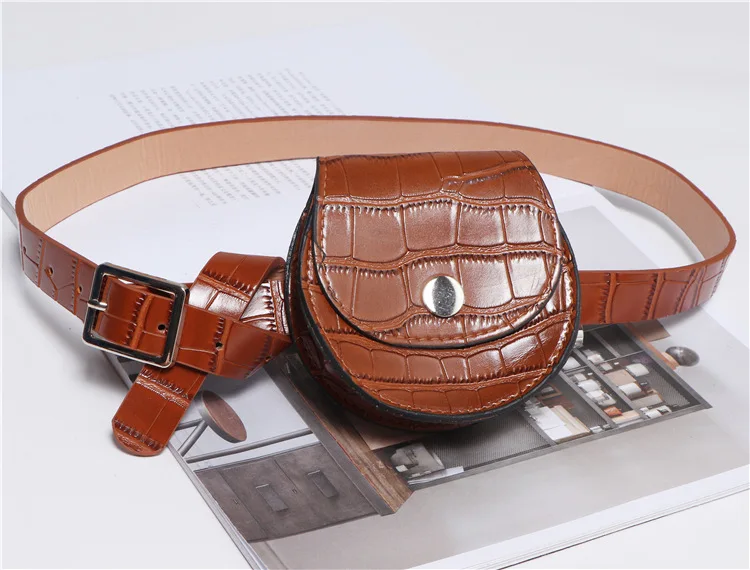 

Women's Waist Bag Crocodile Skin Red Fanny Pack Alligator Adjustable Belt Bag Wide 2019 Shoulder Bags Money Pochete Feminina