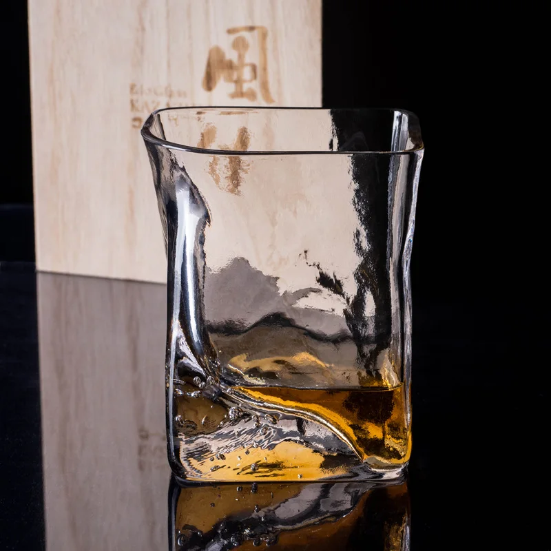 EDO Designer Kazazumi Handmade Japanese Whisky Artwork Wine Cup Wind-holding Random Modeling Design Creative Whiskey Glass