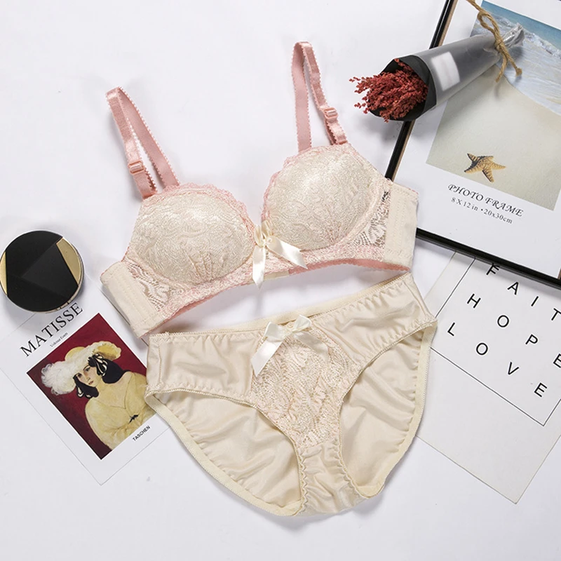 Push-Up-BH Spitzen-BH und Höschen-Set Stickerei-BH-Set Damen Plus Size Deep V Dessous 70 75 80 85 AB Cup für Frauen_voghion.com