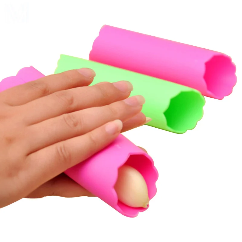 

1Pc Magic Creative Silicone Garlic Peeler Multi Color Garlic Peeling Machine Kitchen Accessories Practical Kitchen Tools